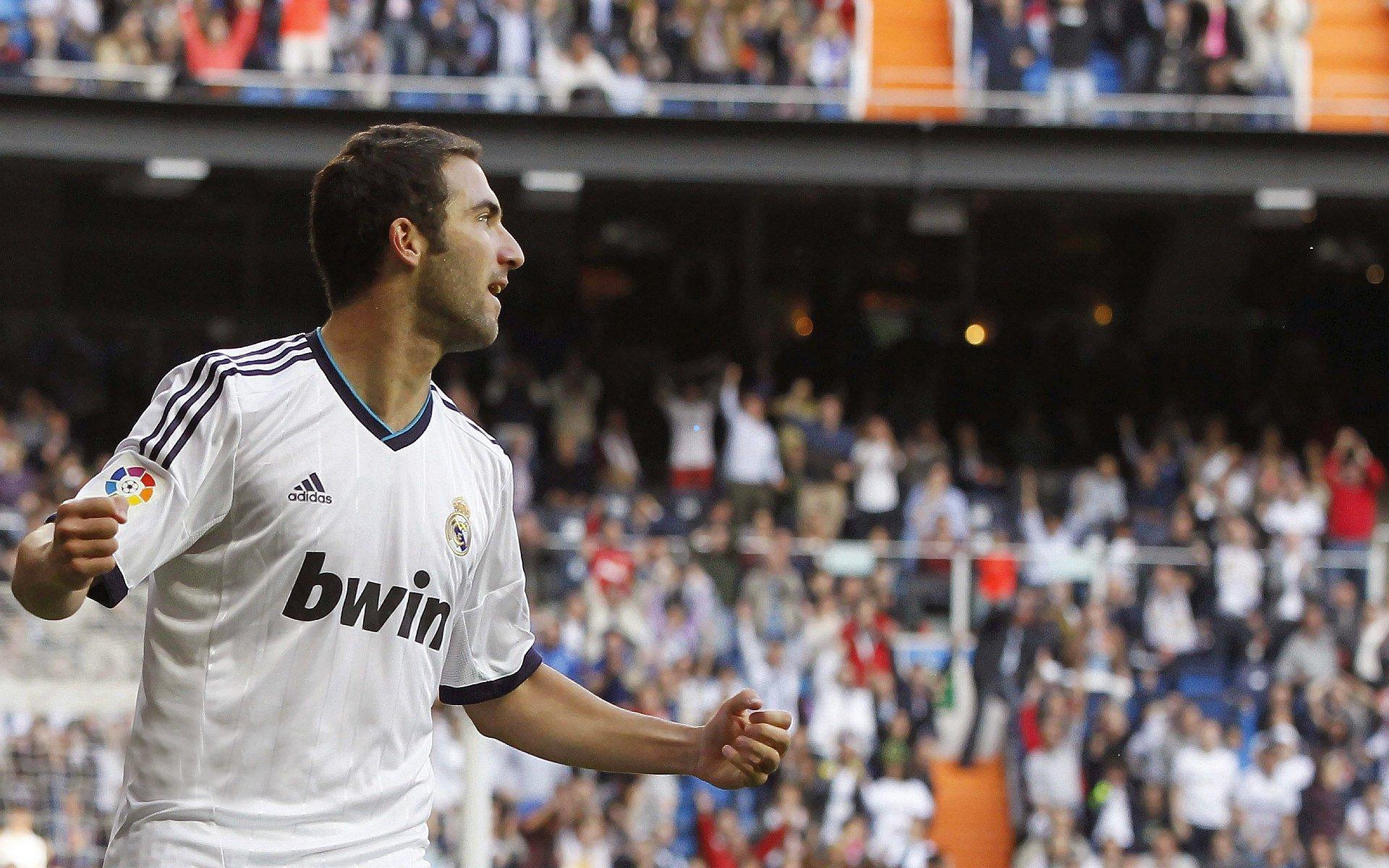 触目惊心！浓眉累计至少遭遇285次伤病震撼联盟 名记曝复查或在新球队进行